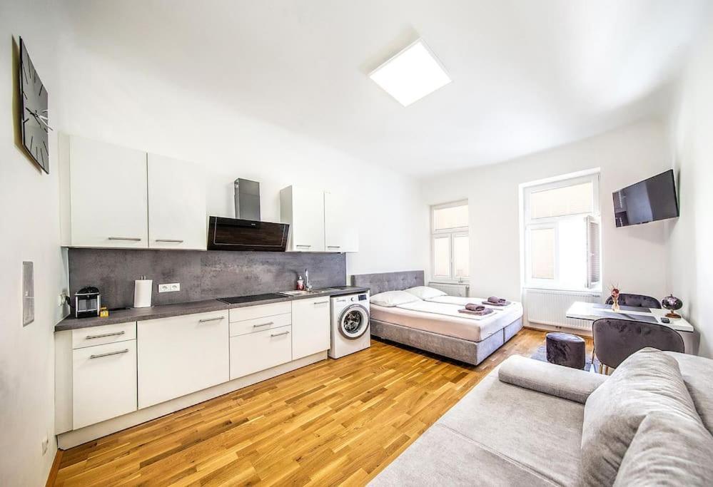 Cozy Apartment Studio Wina Bagian luar foto